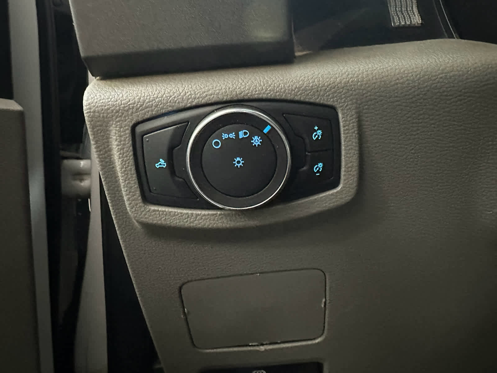 Certified 2017 Ford F250 XL w/ STX Appearance Package image 8