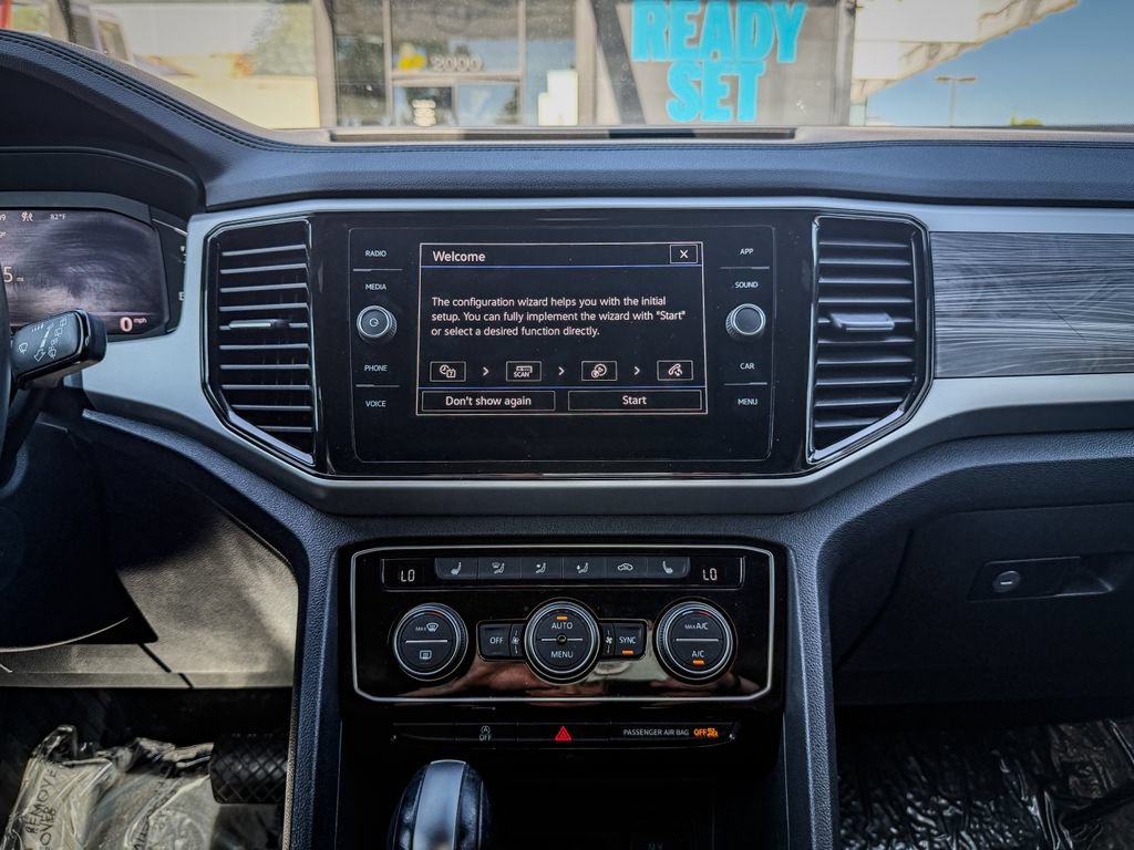 Used 2022 Volkswagen Atlas Cross Sport SE AWD/4WD image 22