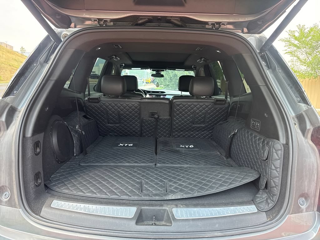 Used 2022 Cadillac XT6 Premium Luxury AWD/4WD image 9