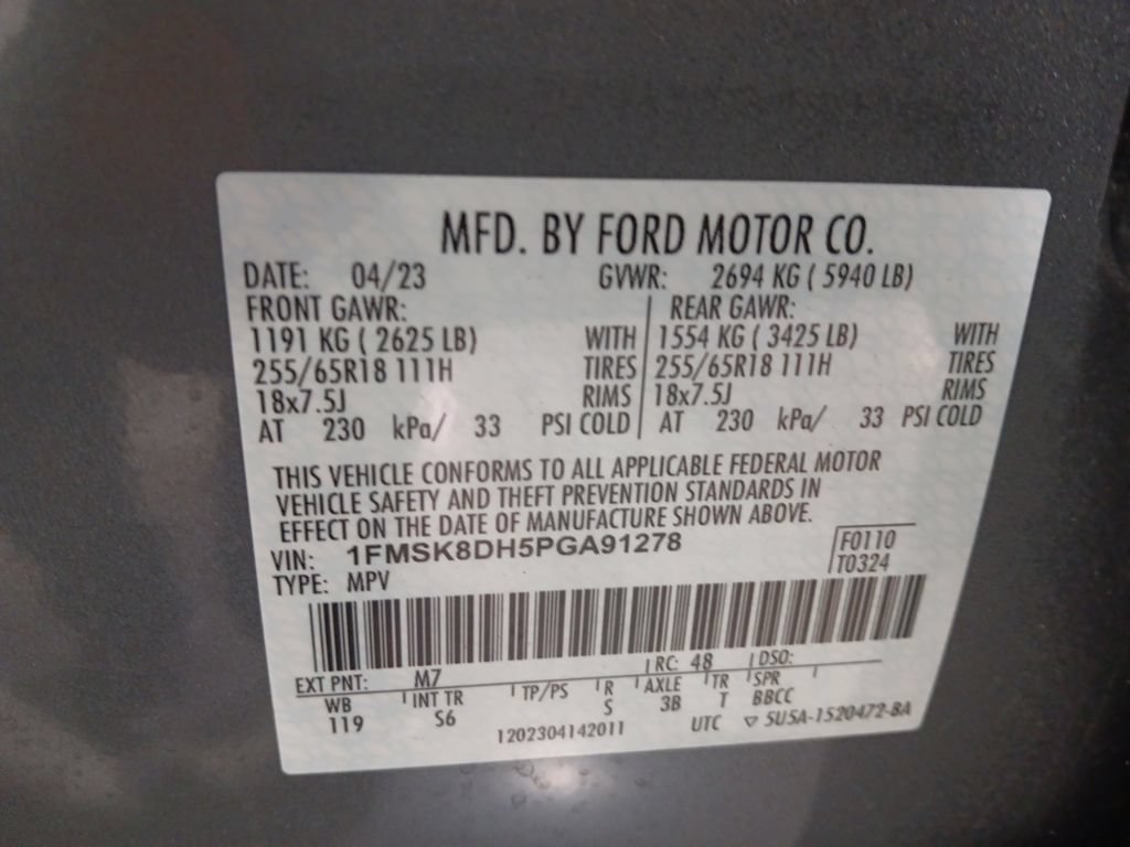 Certified 2023 Ford Explorer XLT w/ Equipment Group 202A AWD/4WD image 3