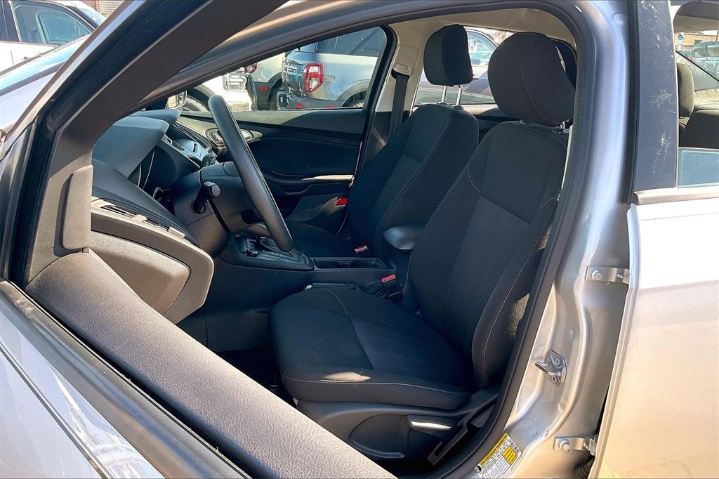 Certified 2017 Ford Focus SE image 22