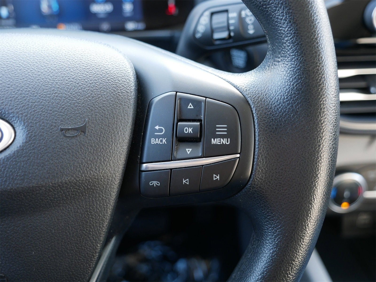 Certified 2025 Ford Escape Active image 29