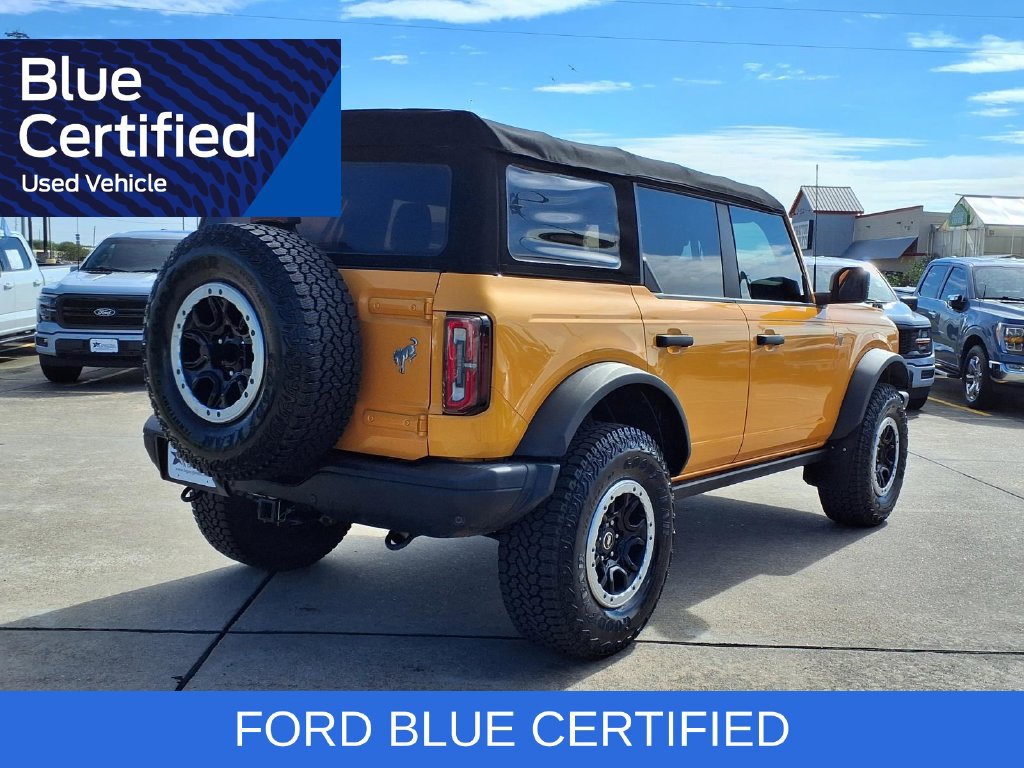 Certified 2022 Ford Bronco Badlands w/ Sasquatch Package AWD/4WD image 2