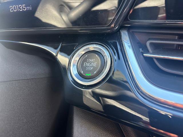 Used 2024 Chevrolet Trax ACTIV w/ Sunroof Package FWD image 31