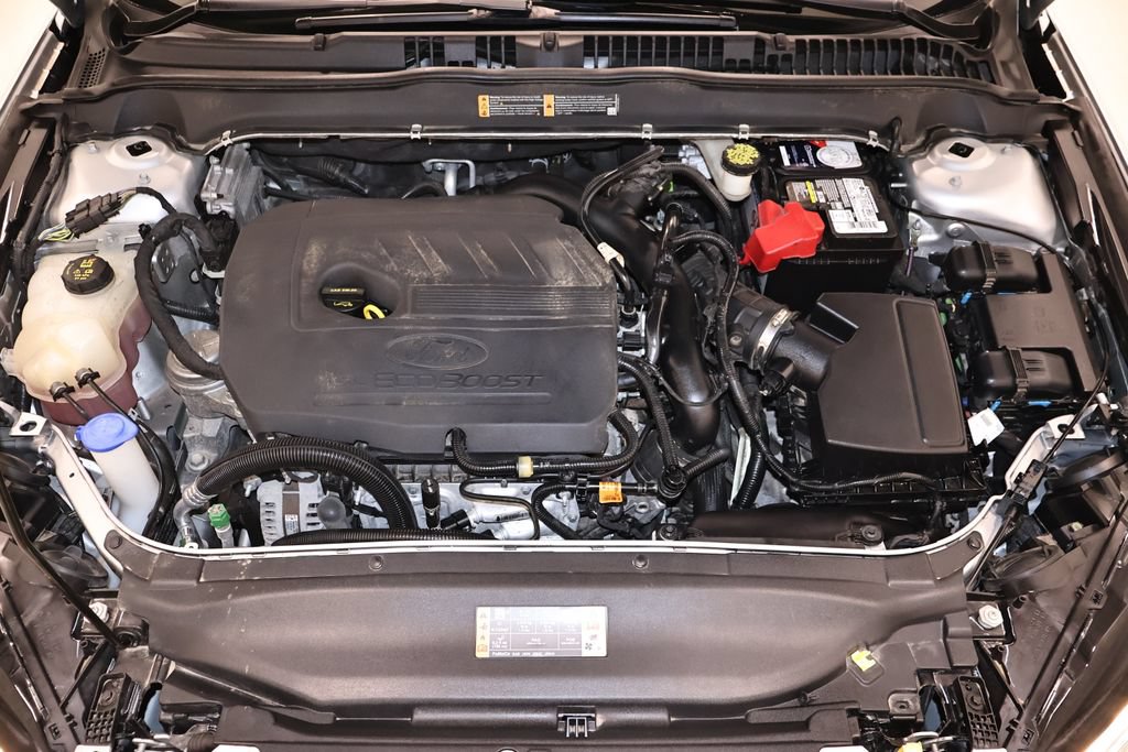 Certified 2018 Ford Fusion SE FWD image 39