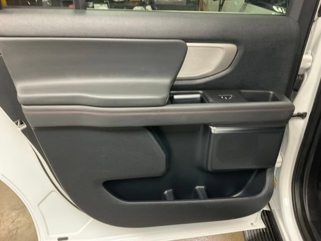 Certified 2025 Ford Expedition Max Active AWD/4WD image 13