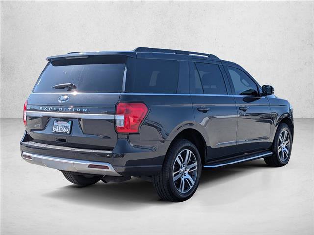 Certified 2023 Ford Expedition XLT RWD image 5