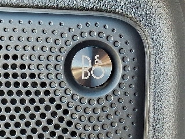 Certified 2025 Ford Escape Platinum w/ Premium Technology Package image 26