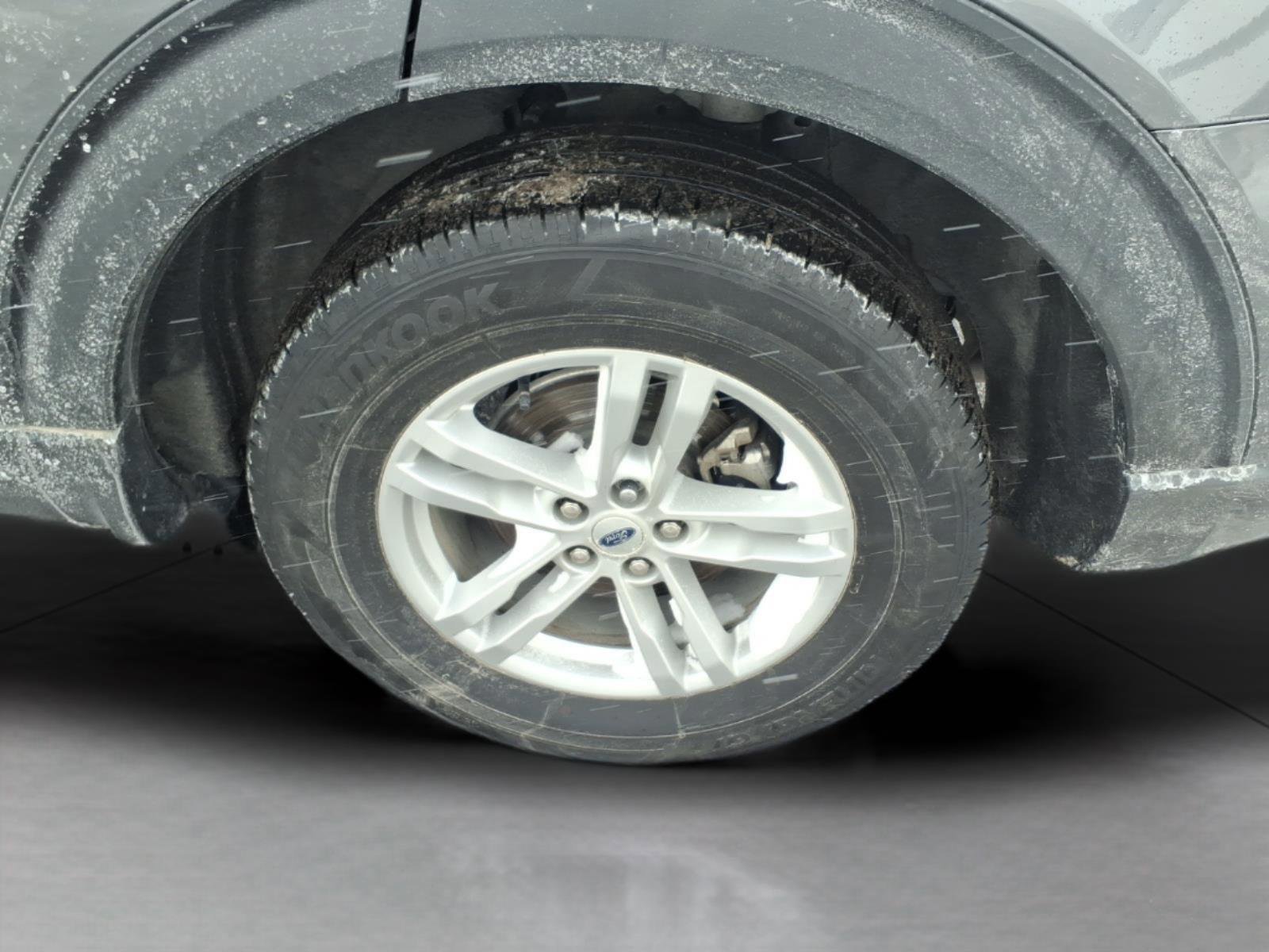 Certified 2023 Ford Explorer XLT w/ Equipment Group 202A image 8