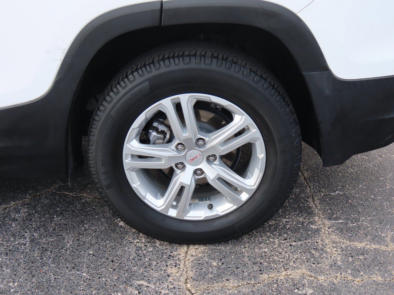 Used 2018 GMC Terrain SLE image 17