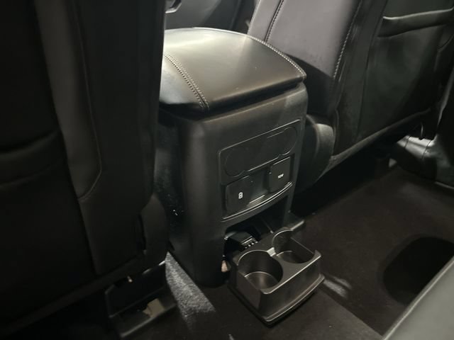 Certified 2024 Ford Explorer XLT w/ Equipment Group 202A AWD/4WD image 31