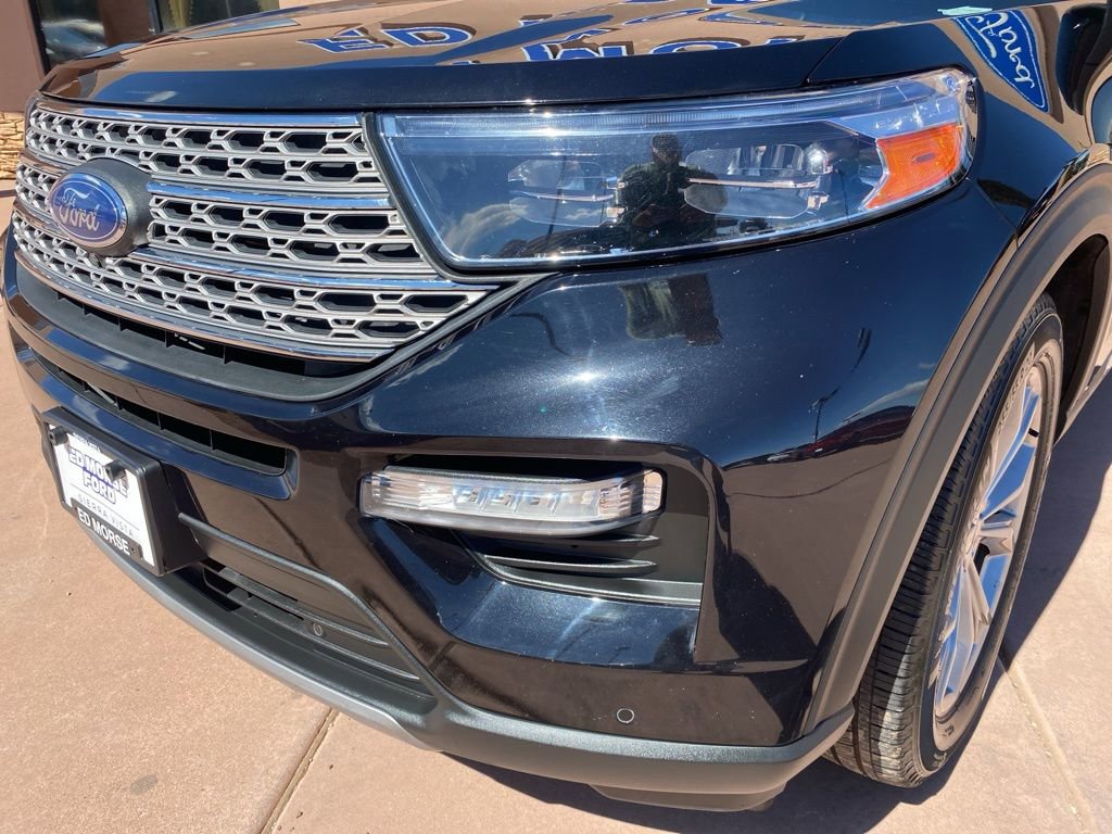 Certified 2023 Ford Explorer Limited w/ Equipment Group 301A image 3