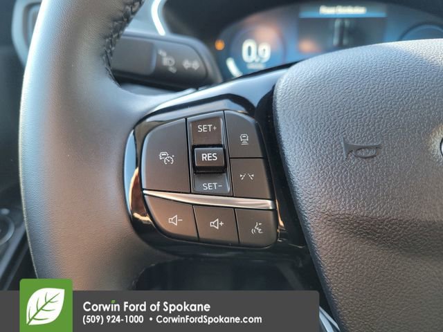 Certified 2025 Ford Escape Platinum image 26