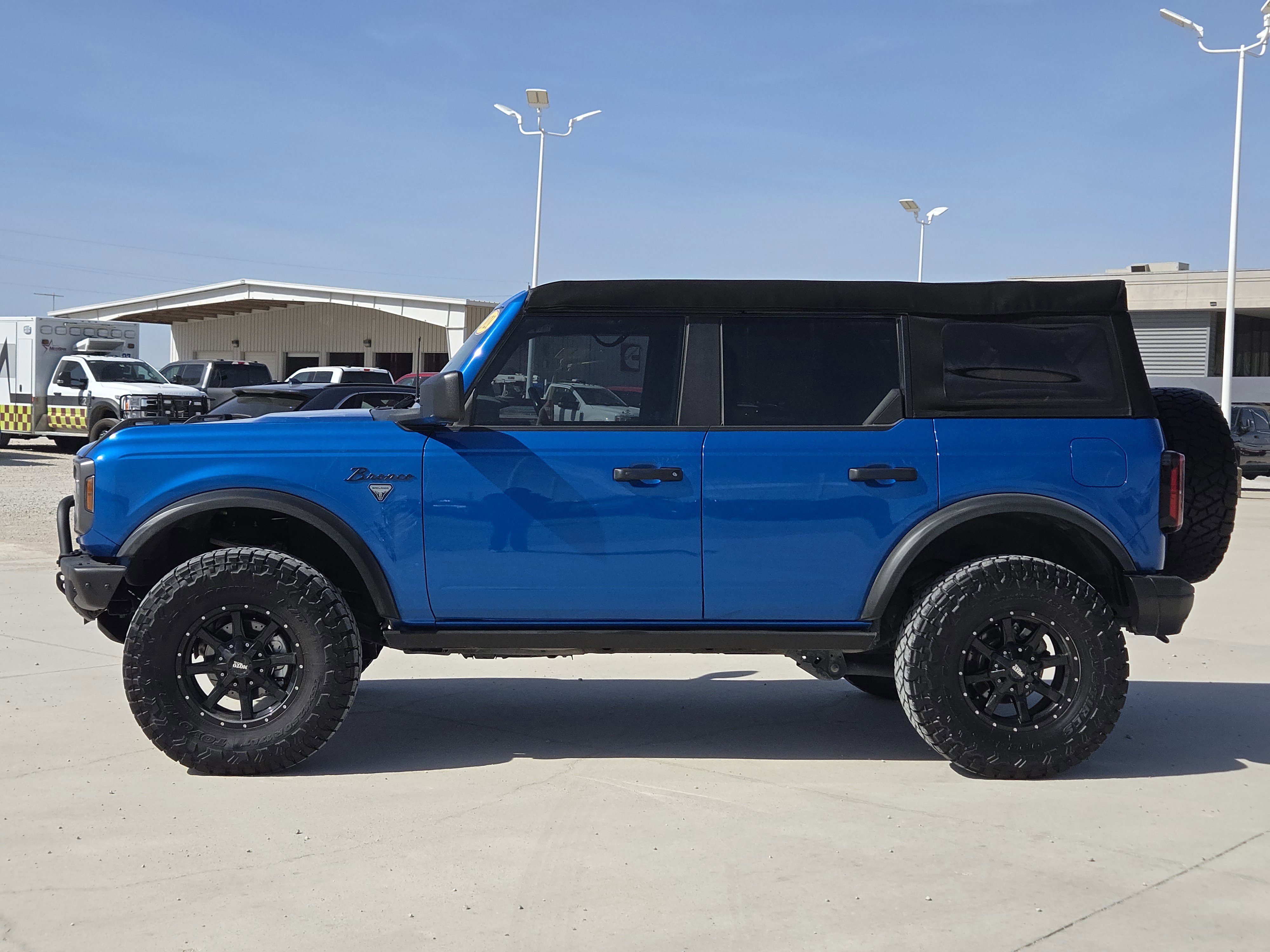 Certified 2021 Ford Bronco Badlands image 2