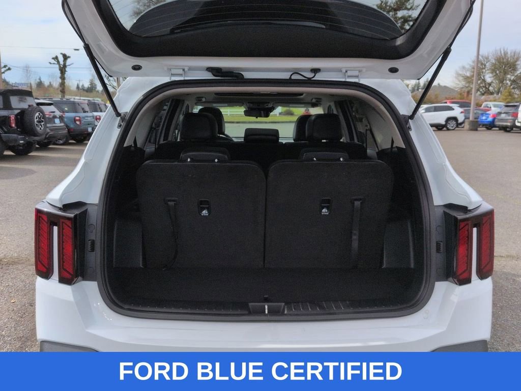 Used 2025 Kia Sorento S w/ Panoramic Sunroof Package FWD image 25