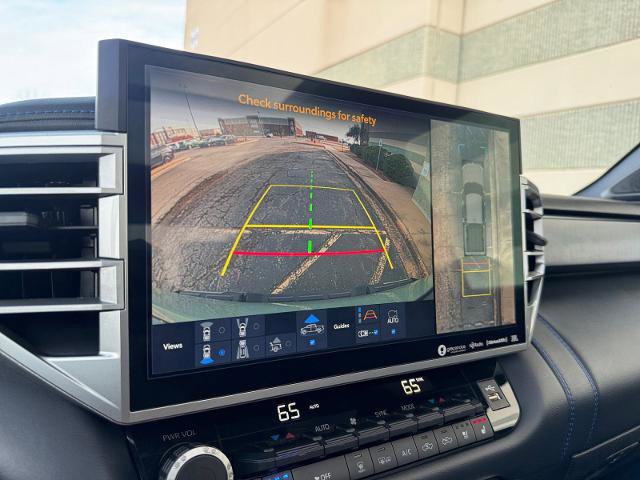 Used 2024 Toyota Tundra Platinum image 18