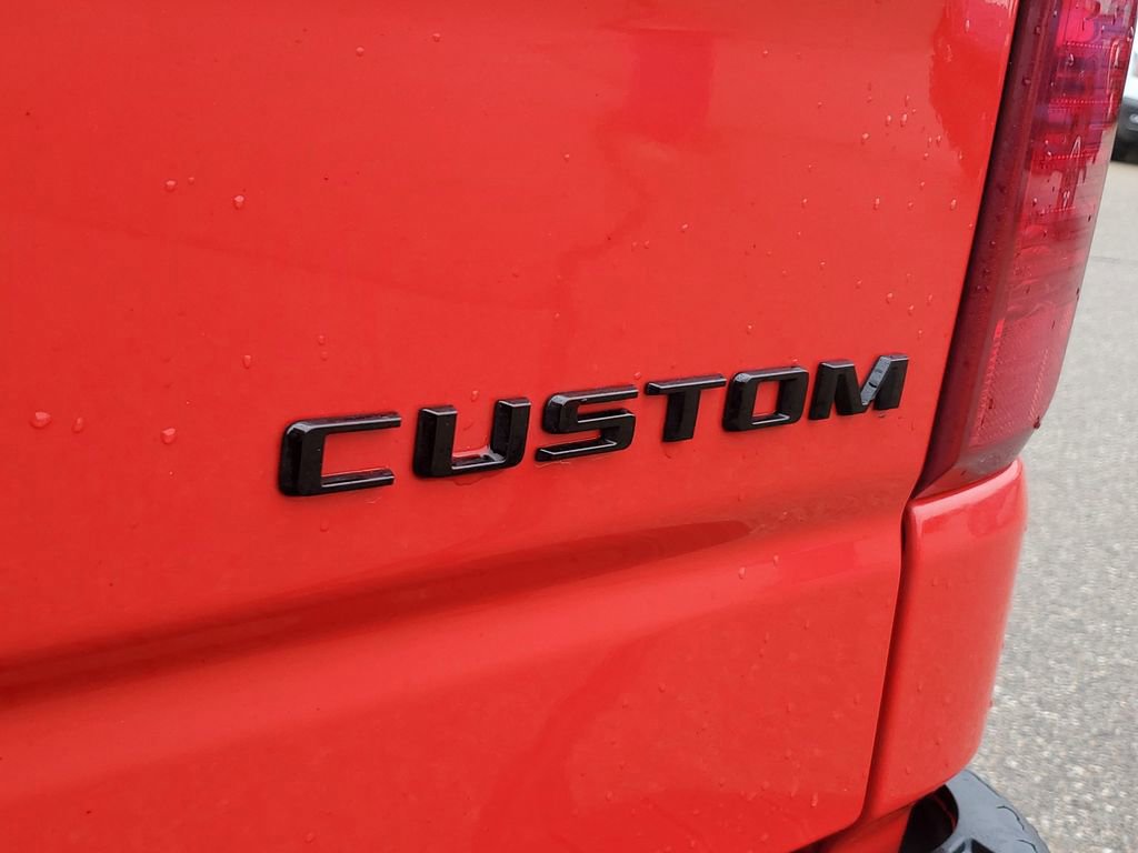 Used 2023 Chevrolet Silverado 1500 Custom w/ LPO, Dark Essentials Package image 7