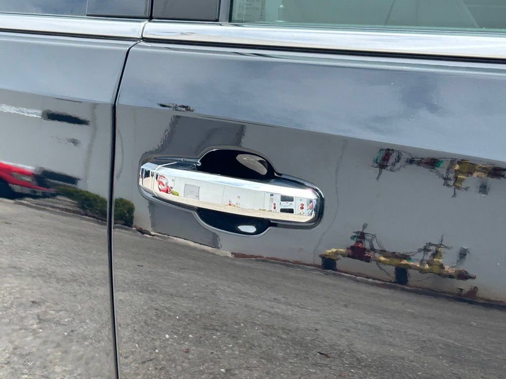 Used 2026 GMC Sierra 1500 SLT RWD image 22