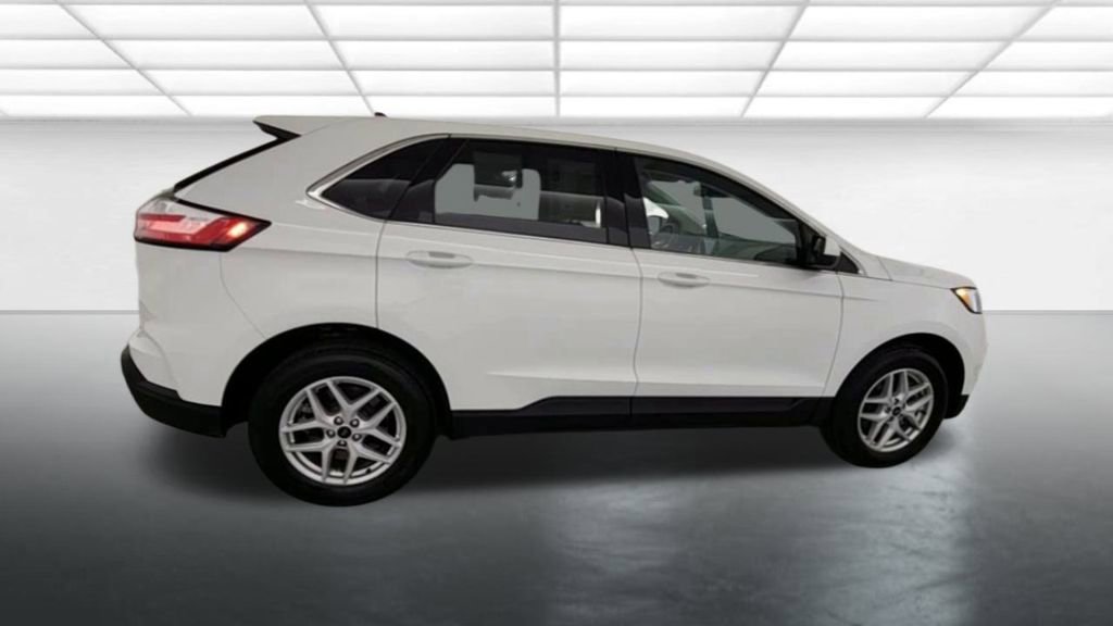 Certified 2023 Ford Edge SEL w/ Convenience Package image 8