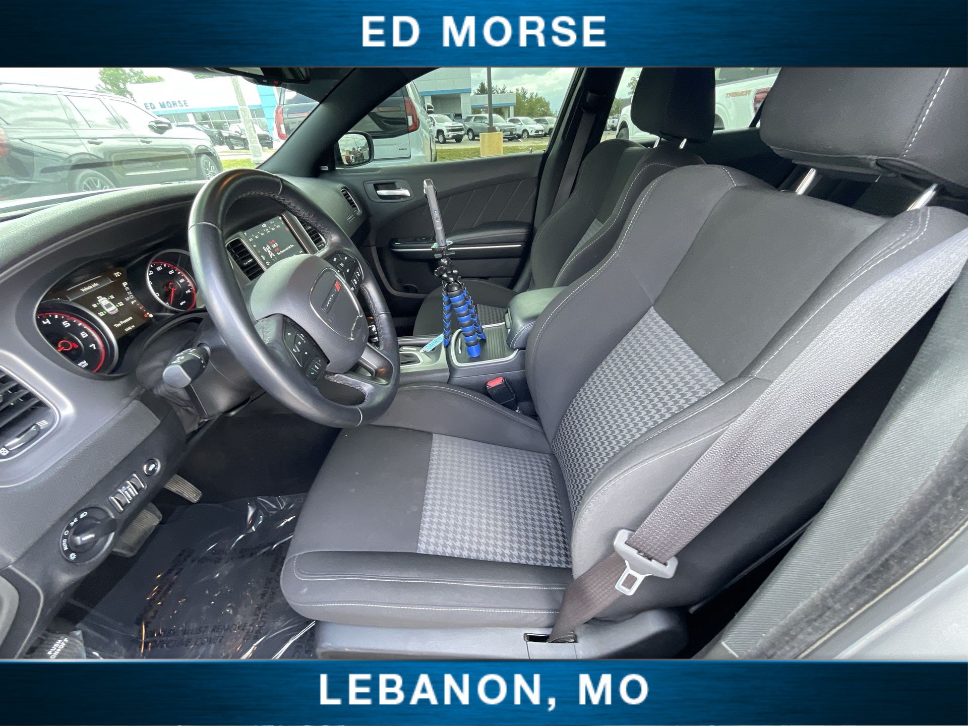 Used 2023 Dodge Charger GT w/ Technology Group RWD image 18