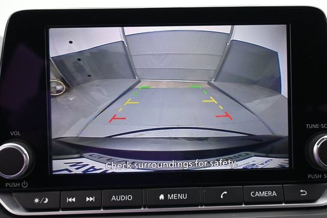 Used 2025 Nissan Rogue SV FWD image 20