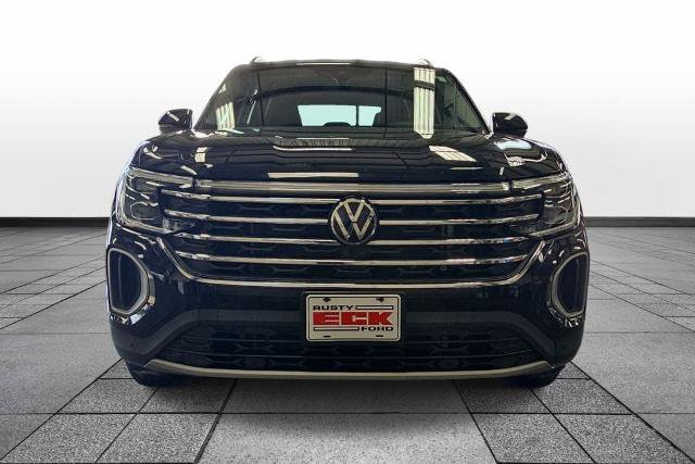Used 2025 Volkswagen Atlas SE FWD image 2