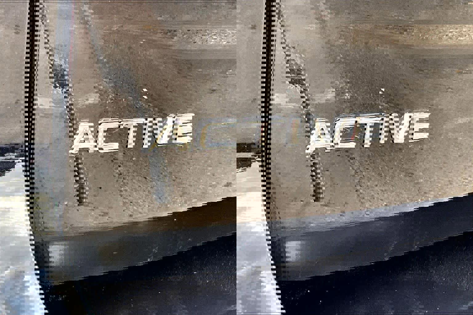 Certified 2025 Ford Expedition Active image 9