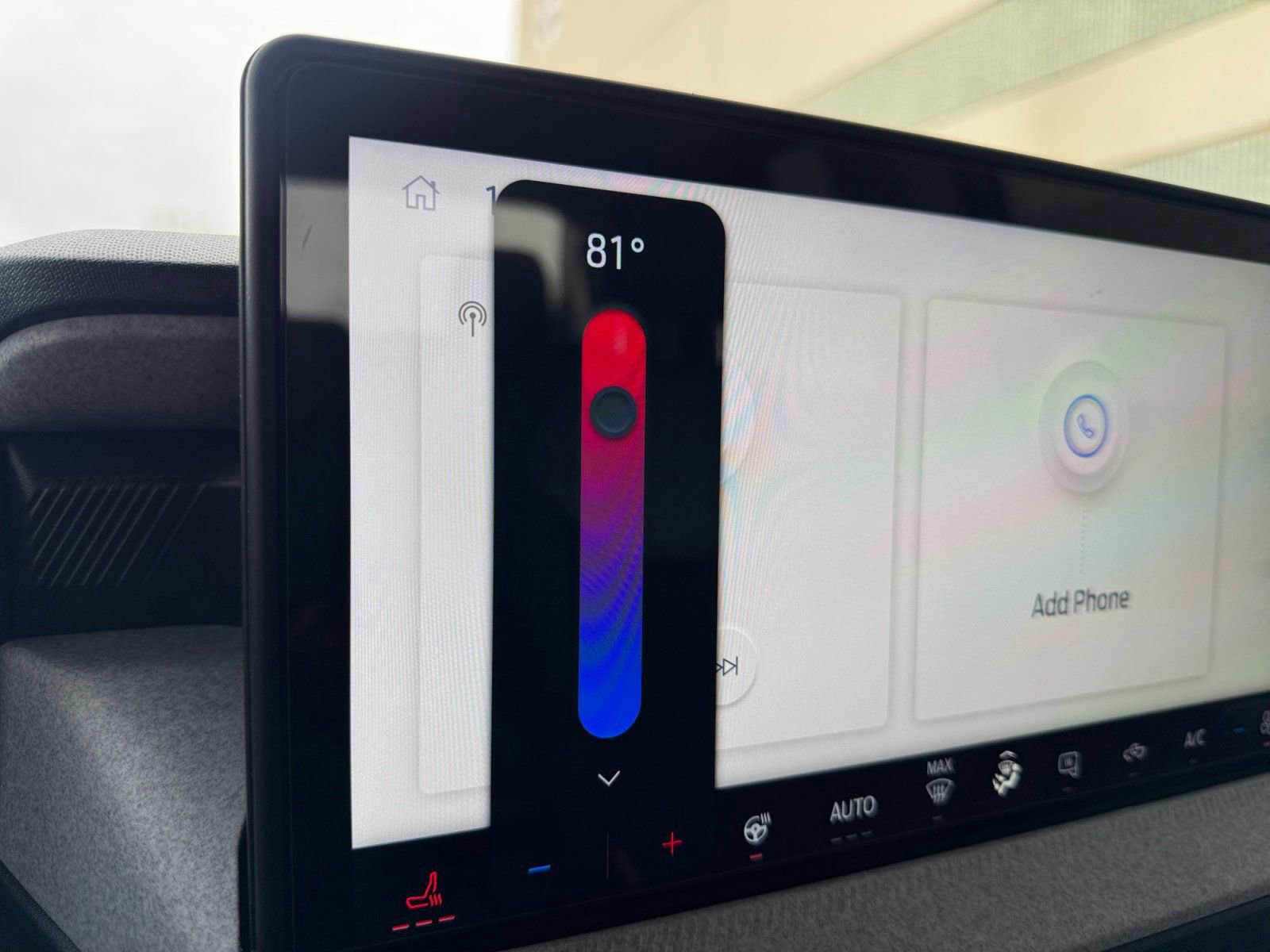 Certified 2025 Ford Maverick XLT w/ XLT Luxury Package image 27