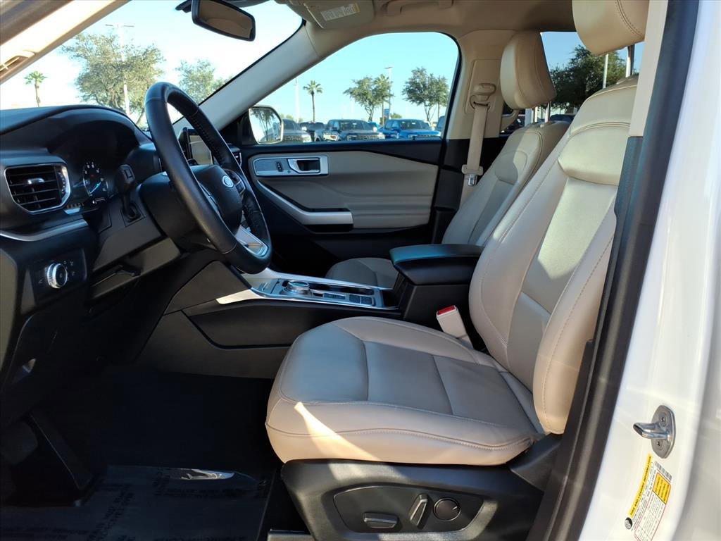 Certified 2022 Ford Explorer XLT w/ Equipment Group 202A image 13
