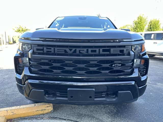 Used 2023 Chevrolet Silverado 1500 Custom w/ Rally Edition AWD/4WD image 9
