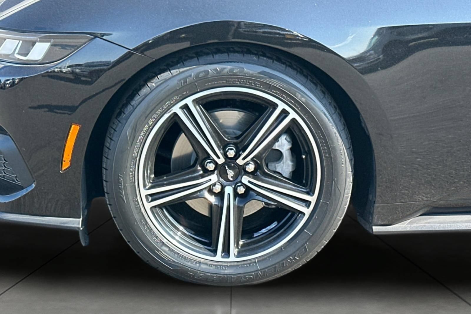 Certified 2024 Ford Mustang Coupe RWD image 29