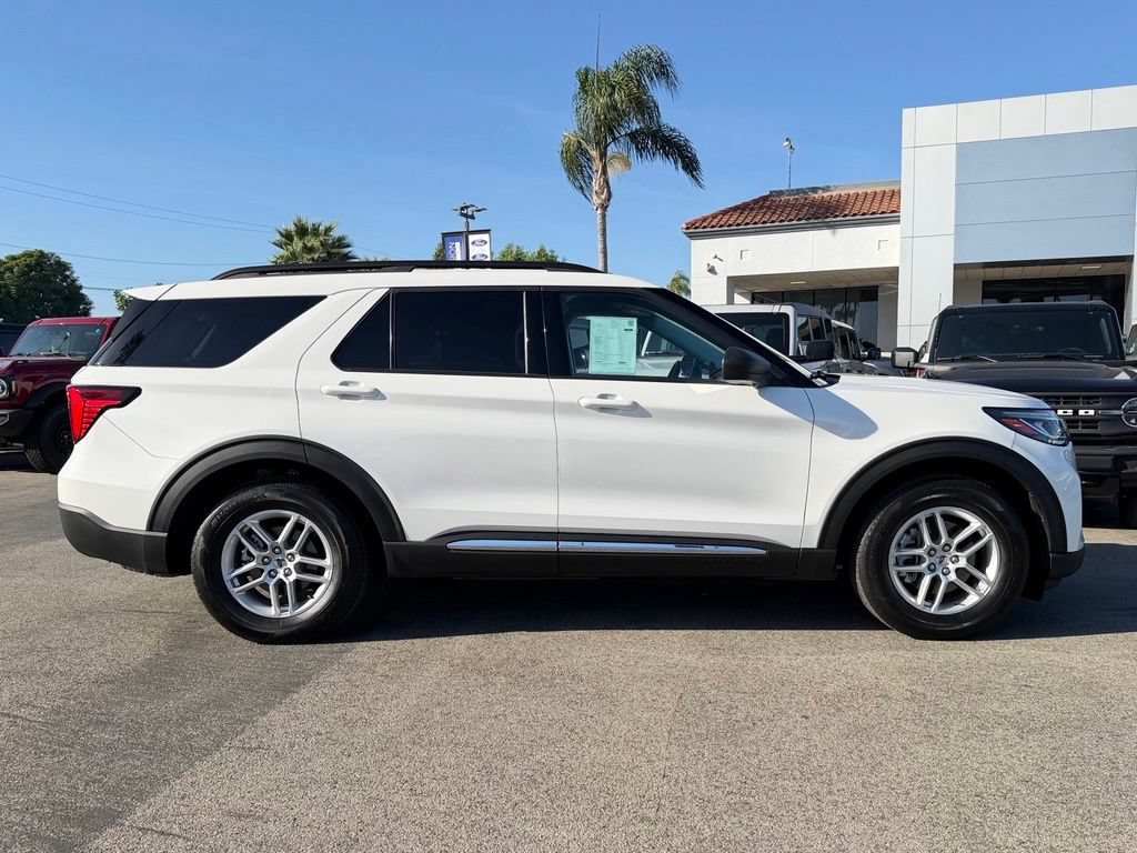 Certified 2025 Ford Explorer Active RWD image 9