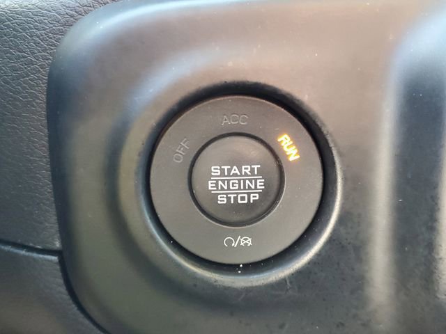 Used 2022 Jeep Wrangler Unlimited Sahara image 28