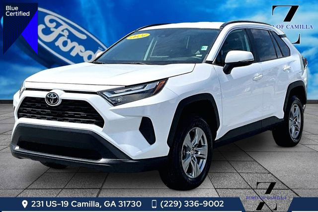 Used 2024 Toyota RAV4 XLE FWD image 1