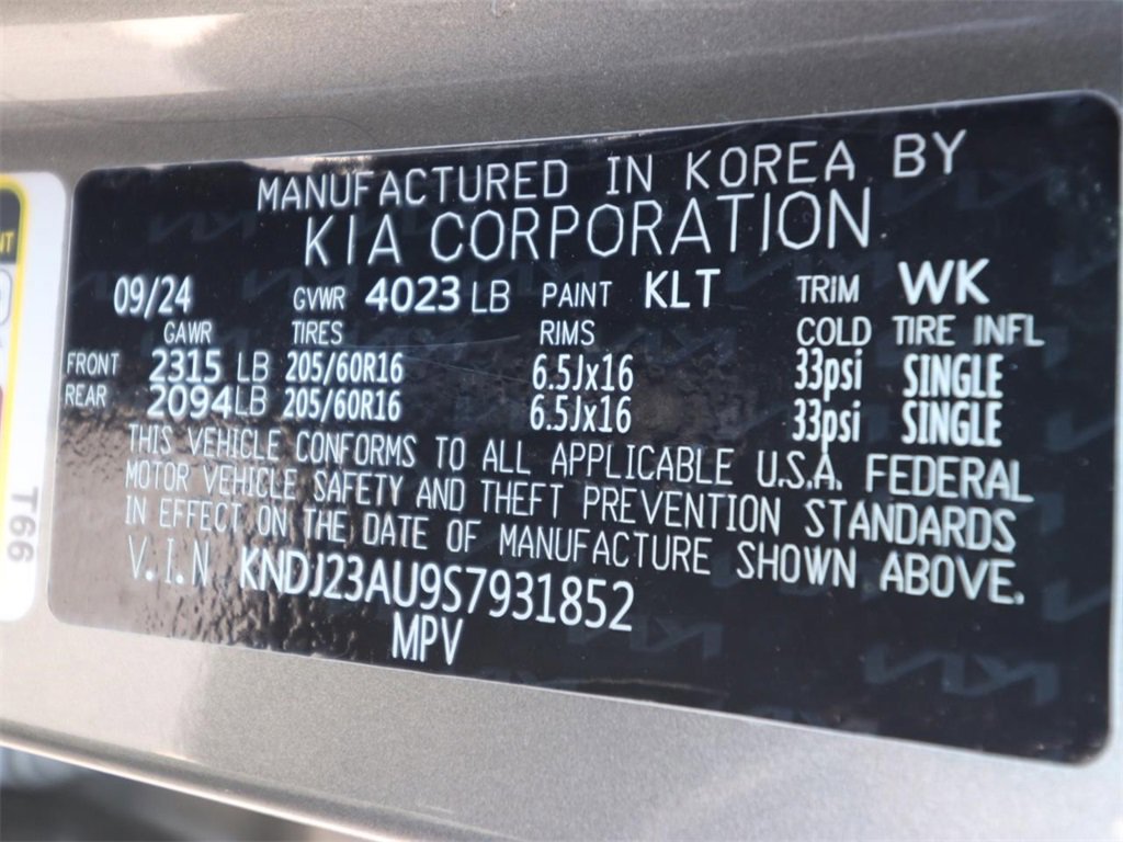 Used 2025 Kia Soul LX w/ LX Technology Package image 21