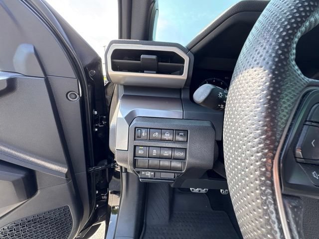 Used 2025 Toyota Tacoma TRD Sport w/ TRD Sport Premium Package RWD image 18