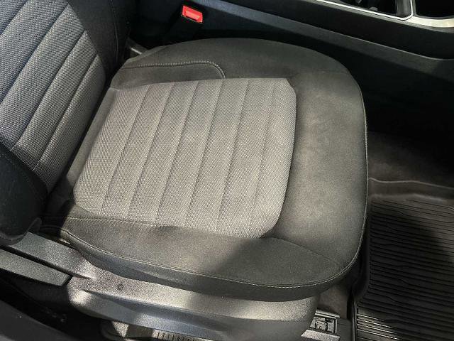 Certified 2024 Ford Edge SE w/ Black Appearance Package image 26