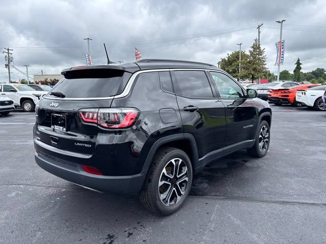 Used 2023 Jeep Compass Limited AWD/4WD image 7