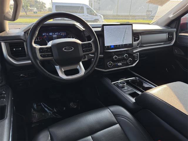 Certified 2022 Ford Expedition XLT image 19