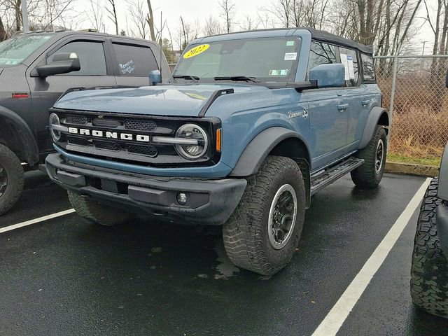 Certified 2022 Ford Bronco Outer Banks w/ Sasquatch Package image 2