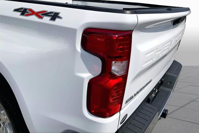 Used 2022 Chevrolet Silverado 1500 LT AWD/4WD image 28