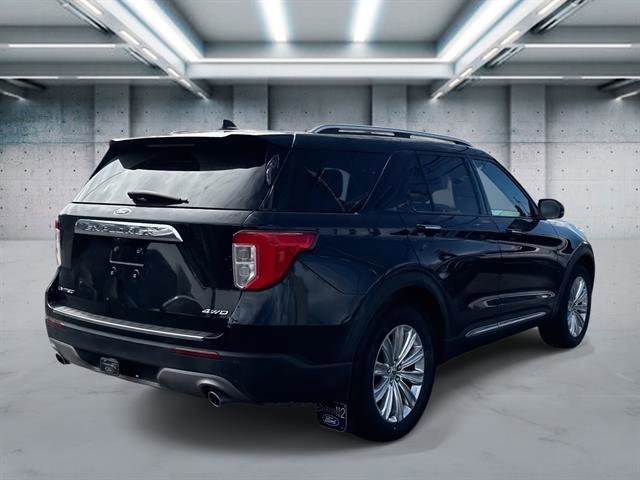 Certified 2022 Ford Explorer Limited w/ Limited Technology Package image 3