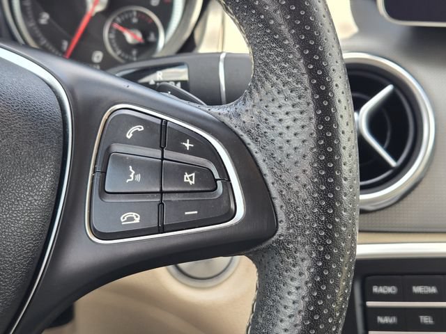 Used 2020 Mercedes-Benz GLA 250 image 28