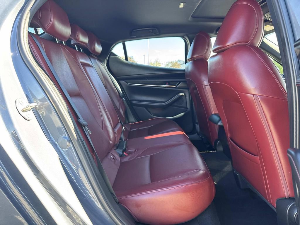 Used 2023 MAZDA MAZDA3 s image 28