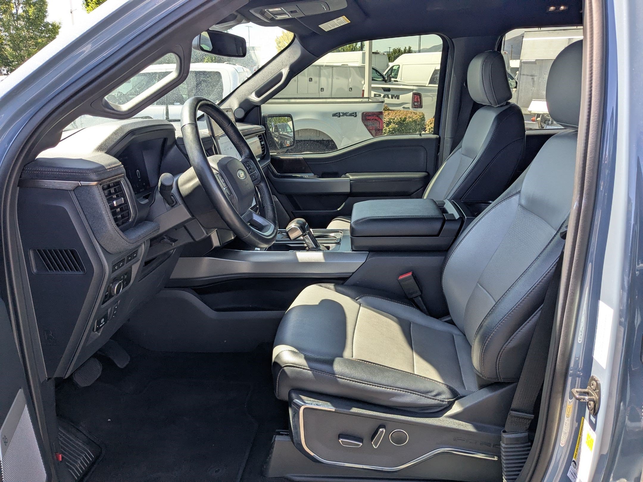 Certified 2023 Ford F150 Lightning Lariat AWD/4WD image 28