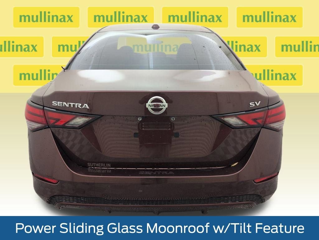 Used 2022 Nissan Sentra SV w/ SV Premium Package image 4