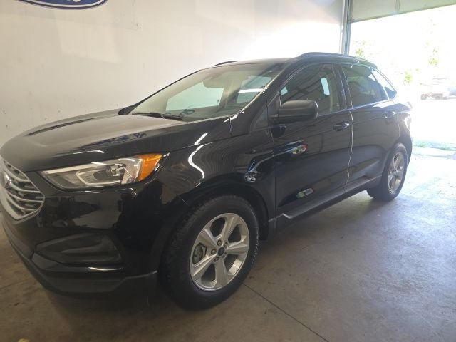 Certified 2020 Ford Edge SE FWD image 30