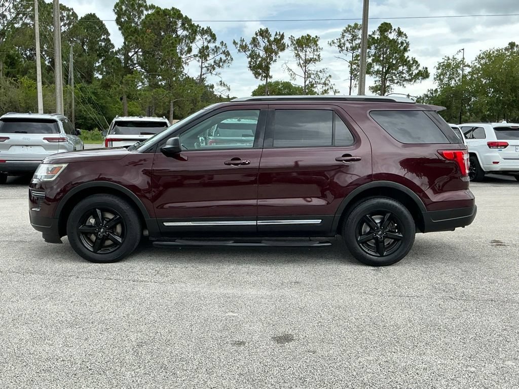 Certified 2018 Ford Explorer XLT FWD image 5