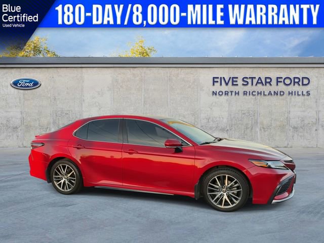 Used 2022 Toyota Camry XSE image 11