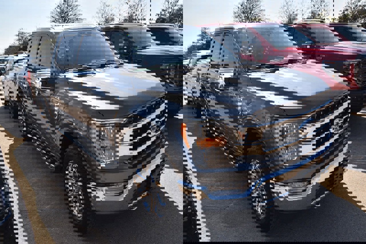 Certified 2023 Ford F150 Lariat w/ Trailer Tow Package image 4